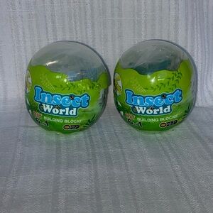 2 NEW Insect World DIY Building Blocks 6 in 1 Collectible Toy, 29-31 Pieces Each
